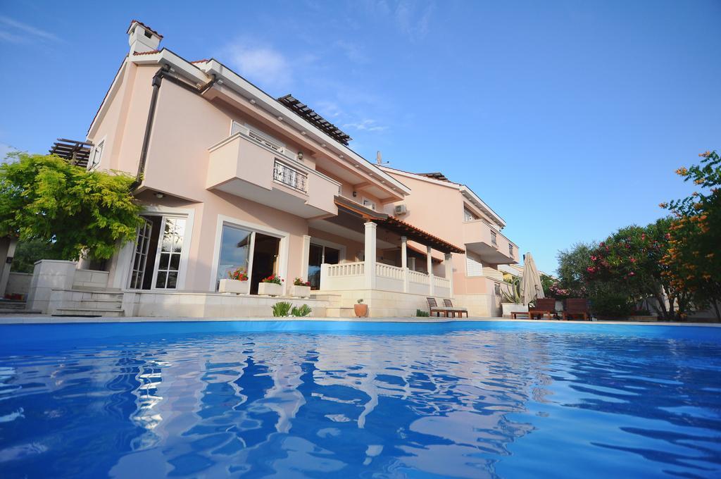 Apartments Villa Marnii Кожино Екстер'єр фото