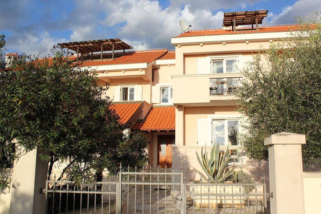 Apartments Villa Marnii Кожино Екстер'єр фото