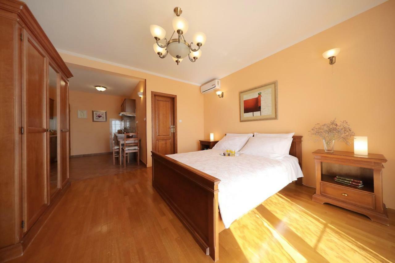 Apartments Villa Marnii Кожино Екстер'єр фото